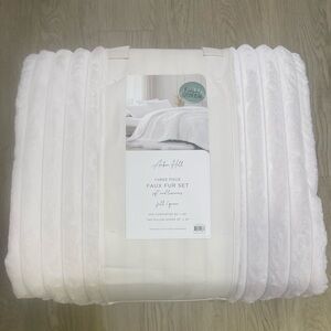 Anbin Hill THREE PIECE FAUX FUR COMFORTER SET